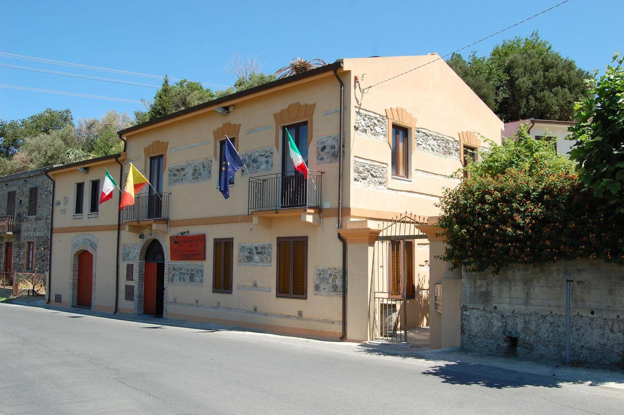 Agriturismo Parra Santa Lucia del Mela Extérieur photo