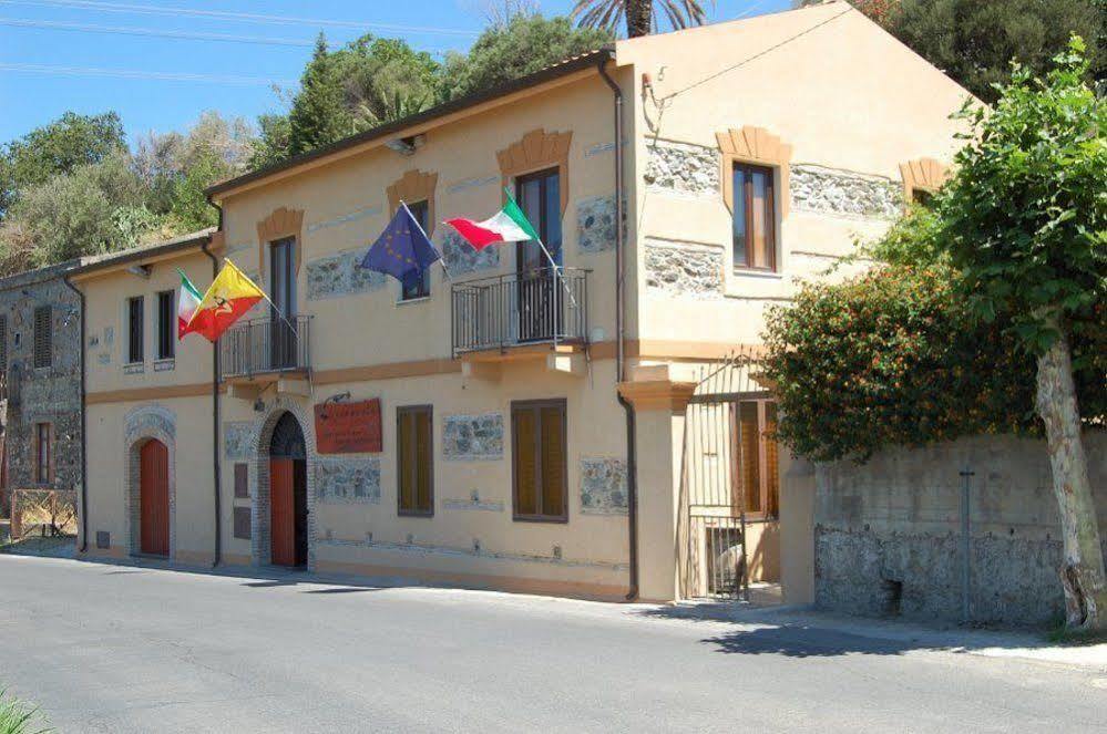 Agriturismo Parra Santa Lucia del Mela Extérieur photo